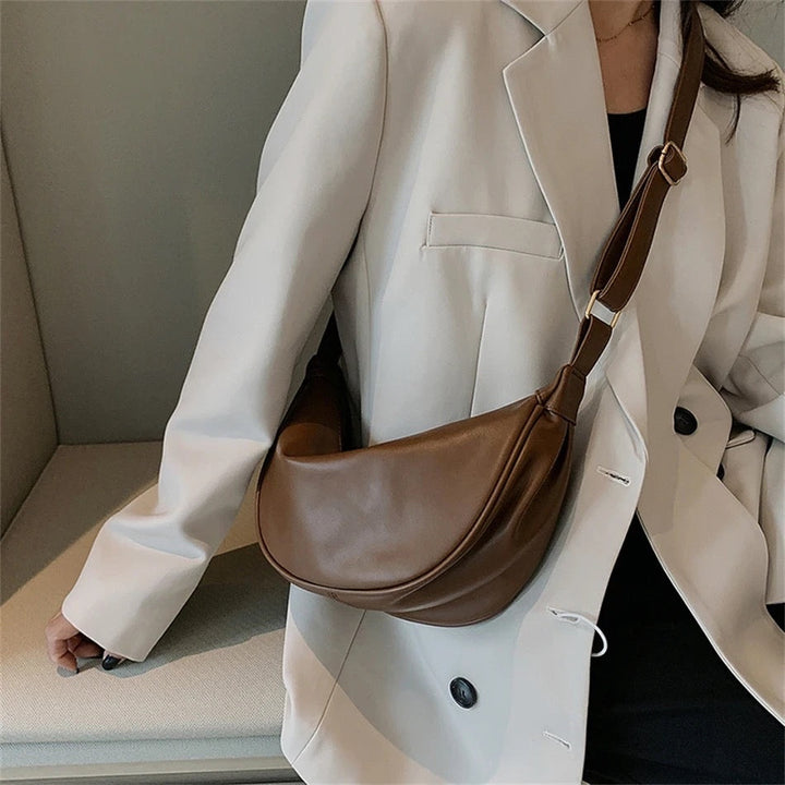 Léa | Bolsa Bandolera Media Luna Minimalista