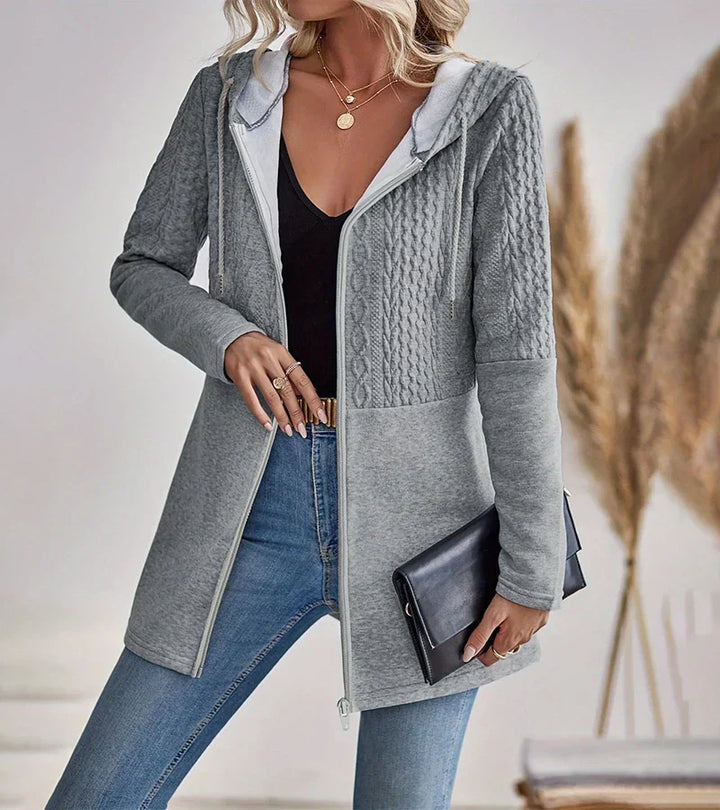 Pluma - Sudadera Elegante con Capucha