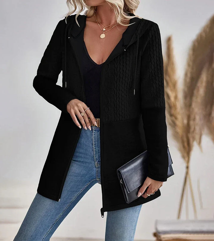 Pluma - Sudadera Elegante con Capucha