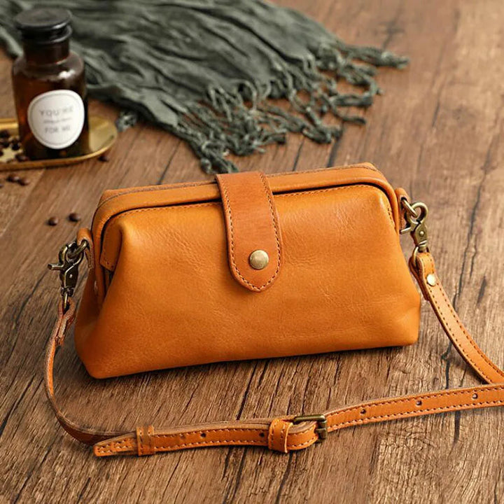 Juliette | Bolsa de Mano Vintage Compacta Elegante