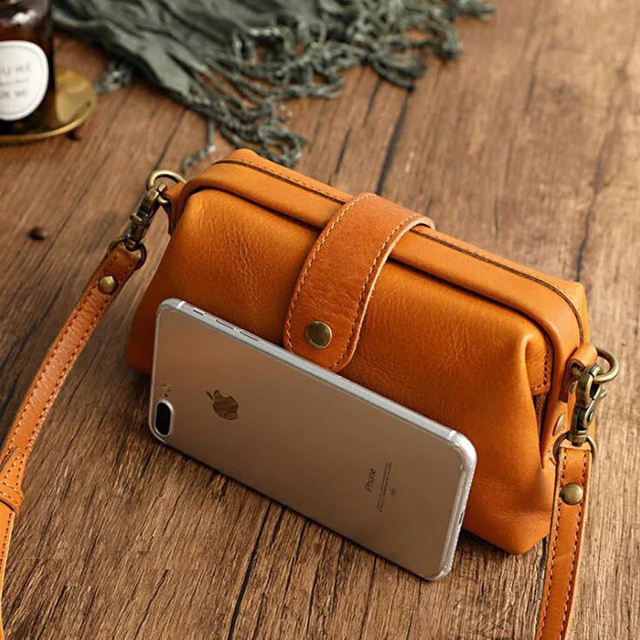 Juliette | Bolsa de Mano Vintage Compacta Elegante