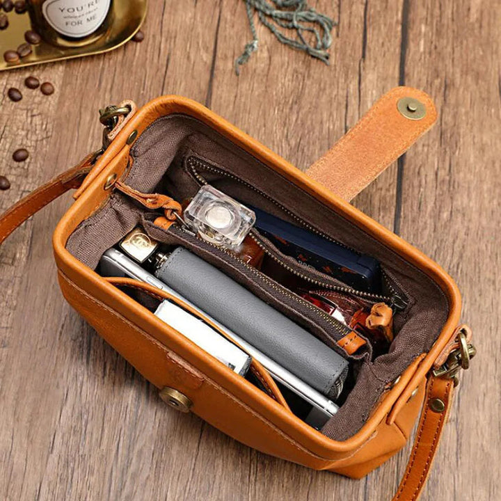 Juliette | Bolsa de Mano Vintage Compacta Elegante