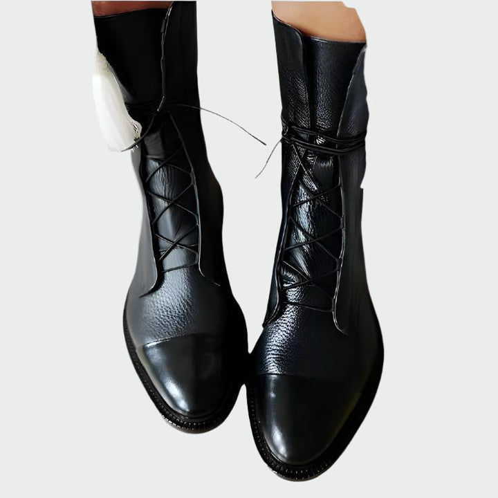 Isolde | Botas Elegantes con Cordones