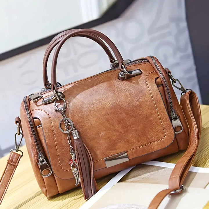 Clara | Bolso Bowling Elegancia Vintage