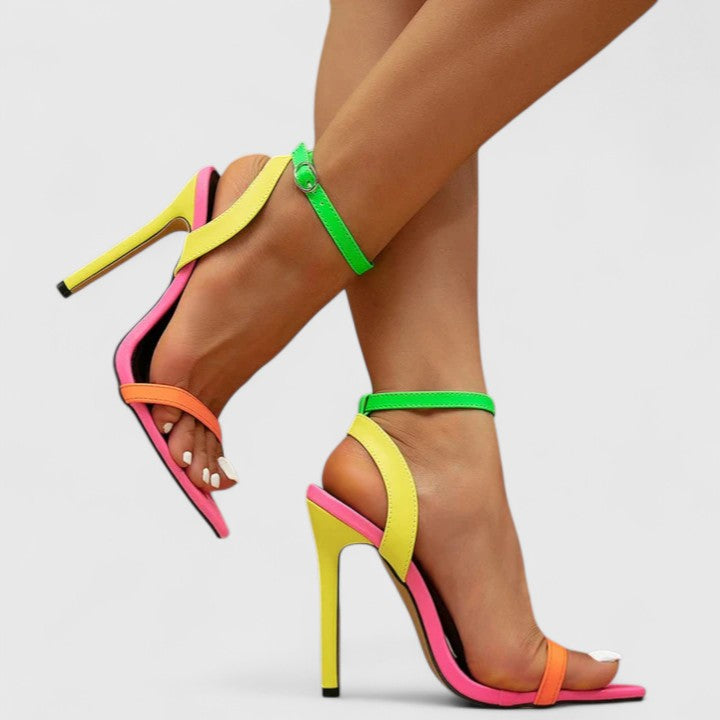 Olive | Sandalias Elegantes de Tacón