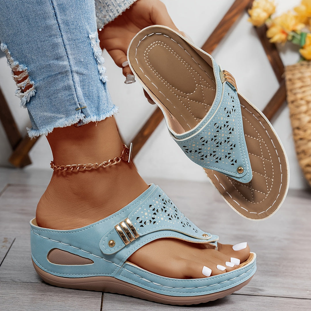Léonie | Sandalias de Cuña Abiertas Chic