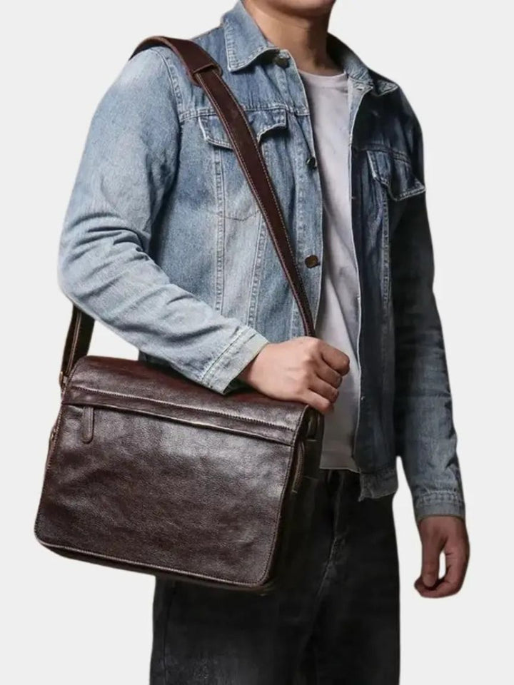 Classic Messenger Leather Bag - Dalton & Rowe