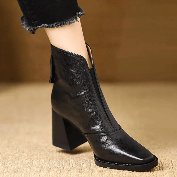 Valentine | Botines Elegantes con Tacón